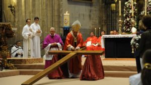 LA CRUZ DE LA EVANGELIZACIÓN